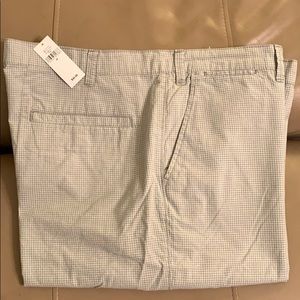 NWT Gap Bermuda flat front shorts